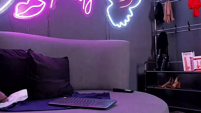 MissKathyfox