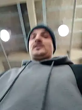 Levarboy