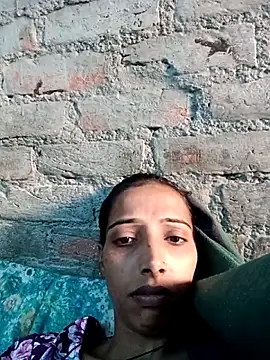 Pinki_thakur_1