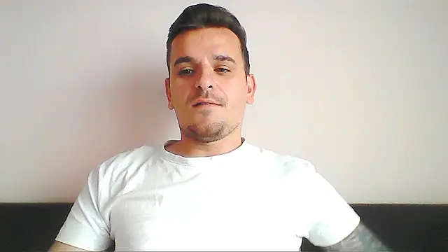 Huge_cock22cm