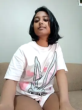 Webcam Model (littlemissdevil69)  is live.Free join now!