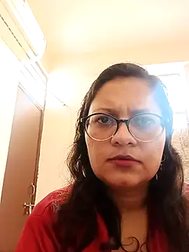 Mahira_sharma01