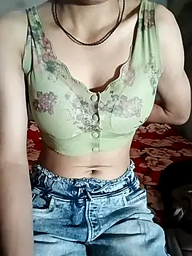 Webcam Model (Khushi-Star)  is live.Free join now!