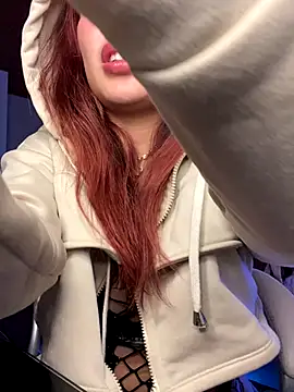 Sara_pink18