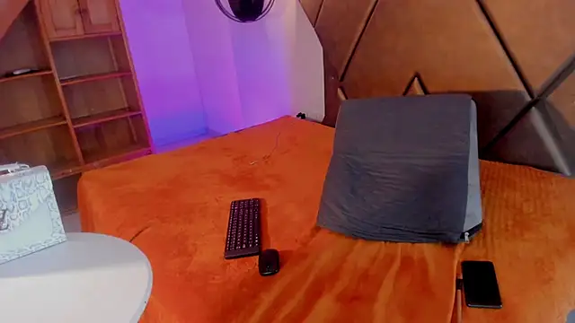 PenelopeGuzman__