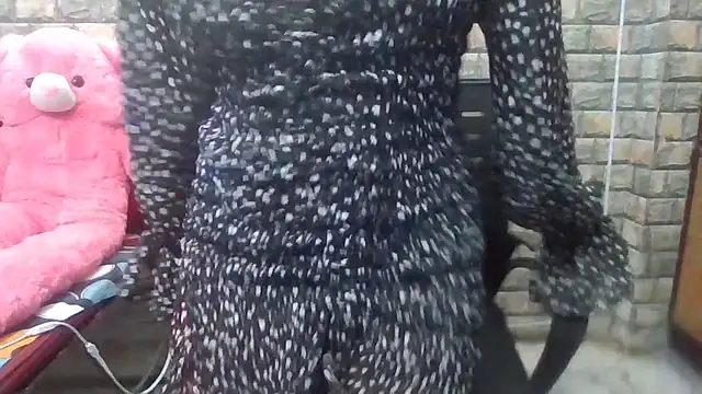 Sexy_iknoor