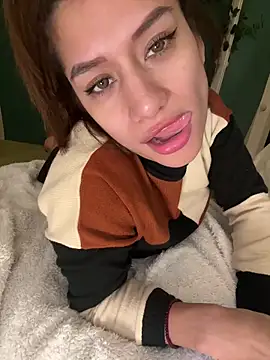Webcam Model (Bckystonee)  is live.Free join now!