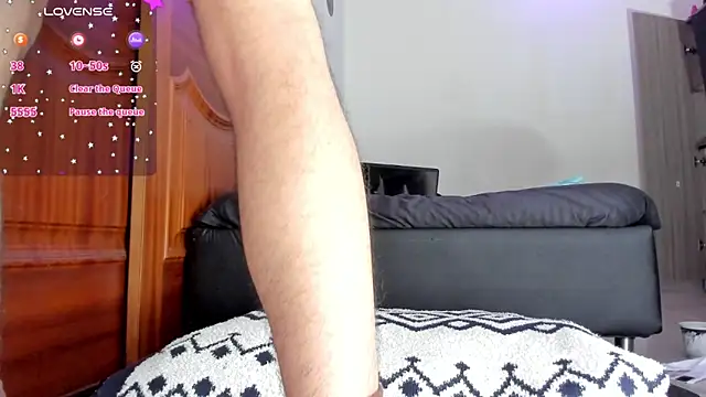 aron_baylor - Aron_Baylor's free webcam - UK Sex Cams