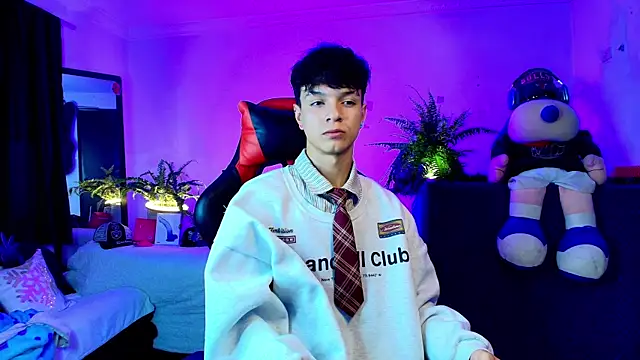twink_sebas_