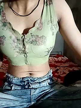 Webcam Model (Khushi-Star)  is live.Free join now!