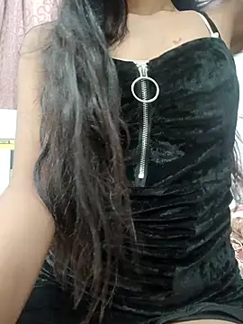 Webcam Model (Heena-curvy)  is live.Free join now!