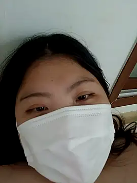 hello098712's Stripchat show and profile