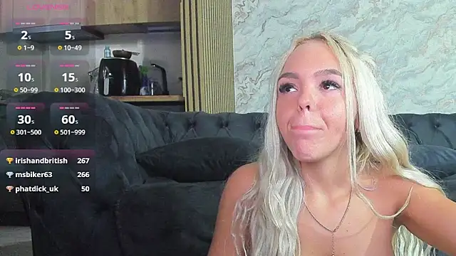 Daisy_Abby03