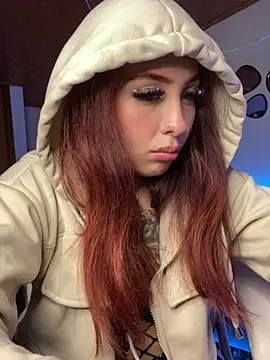 Sara_pink18
