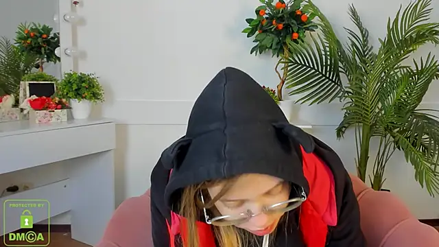 LayriantaVee