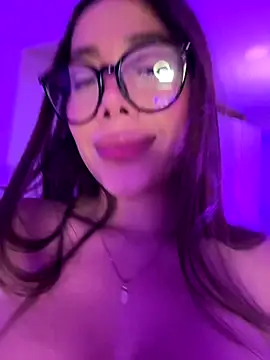 Webcam Model (Condes_carmen)  is live.Free join now!