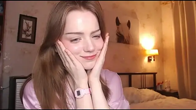 Olivia_Mensy webcam stripchat model stream image
