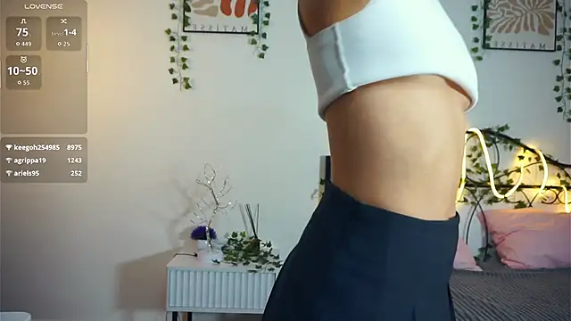 veronacritchlow - VeronaCritchlow's free webcam - UK Sex Cams