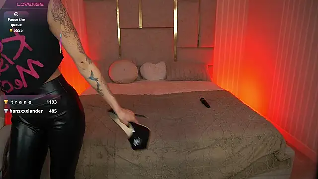 CassandraStarr webcam stripchat model stream image