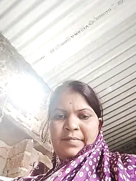Bhavna_hot