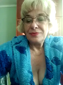 52MiaLove02 from StripChat is Freechat