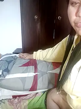 Webcam Model (mile_uribe)  is live.Free join now!