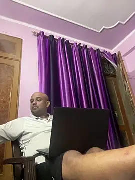 Dick_6inches_Delhi