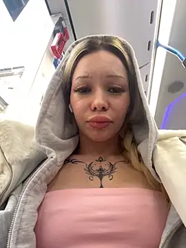 babydolll from StripChat is Freechat