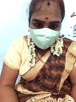 Webcam Model (Tamil_riyalini12)  is live.Free join now!