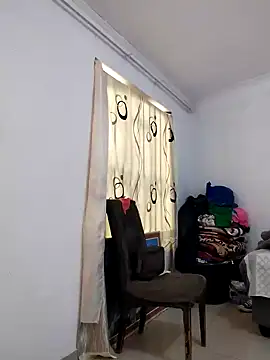 Bustyslave48 from StripChat is Freechat