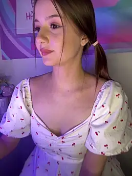 Kira_Tiff webcam
