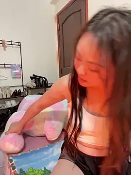 Nhi999