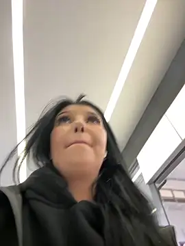Tisha_Busty