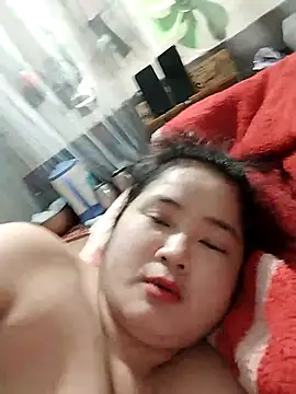 Webcam Model (BigBoobs186)  is live.Free join now!