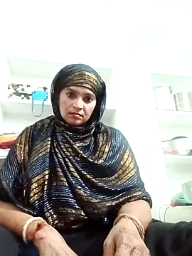 Webcam Model (Mohni_love)  is live.Free join now!