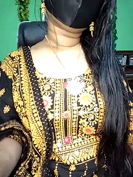 Idhika-Paul