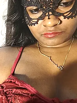 Webcam Model (FANTASY_QUEEN_07)  is live.Free join now!