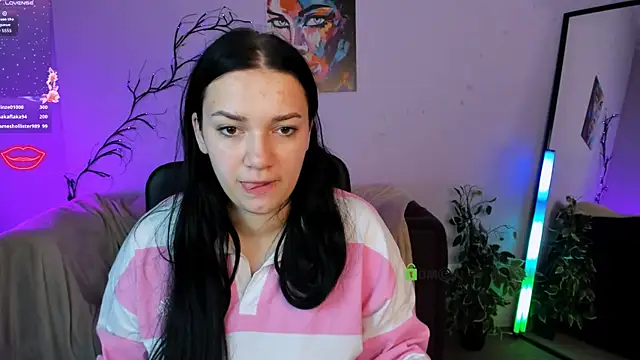 lina_fox12 - Lina_fox12's free webcam - UK Sex Cams