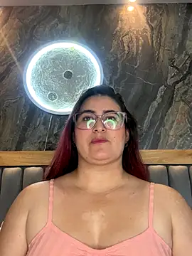 BellaPeers_
