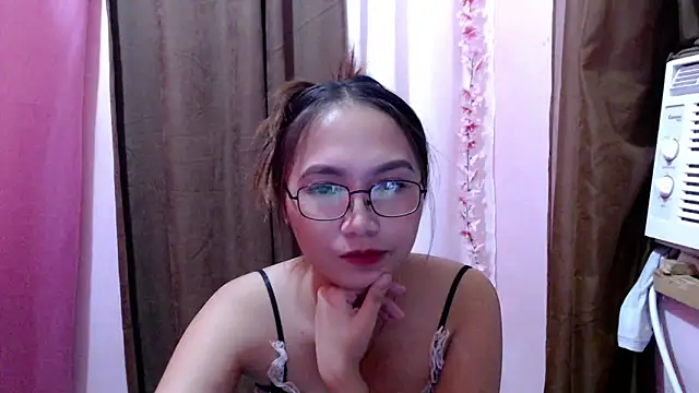 pinayscarlet