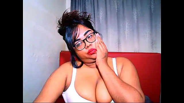Indian_Lola00