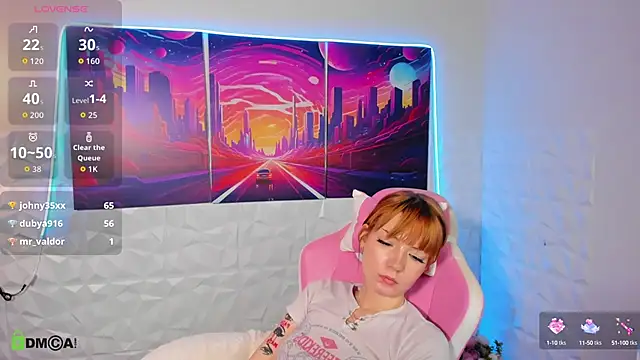Linablueeyed