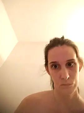 laura_ati - Laura_Ati's free webcam - UK Sex Cams