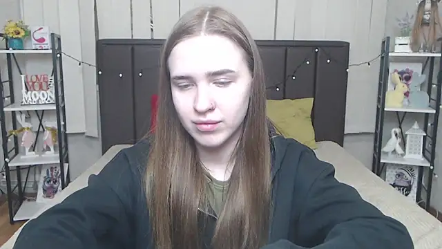 LauraHlot