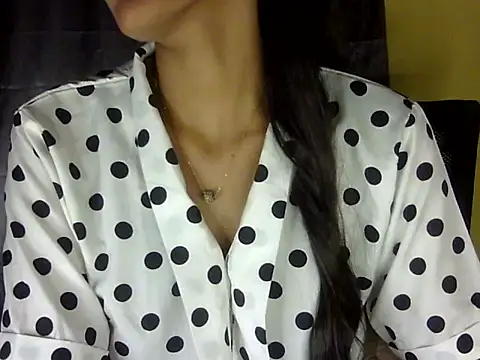 zara_Khan0