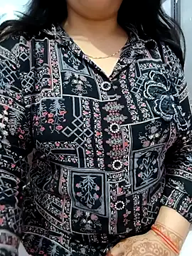 Webcam Model (roshni_agrawal0)  is live.Free join now!