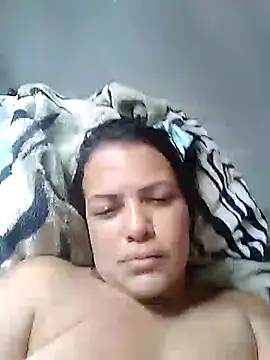 Webcam Model (Xoticxenax)  is live.Free join now!