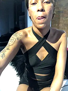 Kylie_Hairy_Bbc