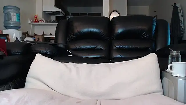 Juicy_Julie469