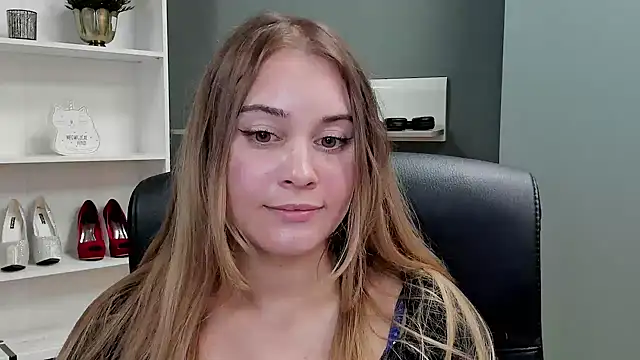 kitty_valeria